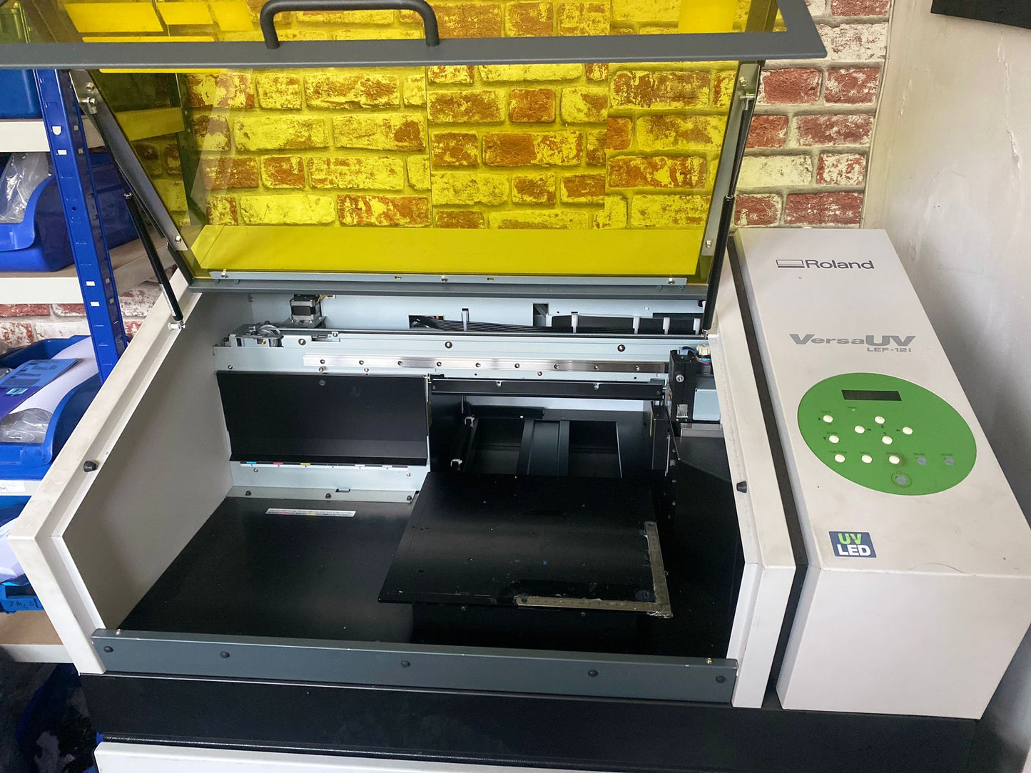 Roland VersaUV LEF-12i UV Flatbed Printer